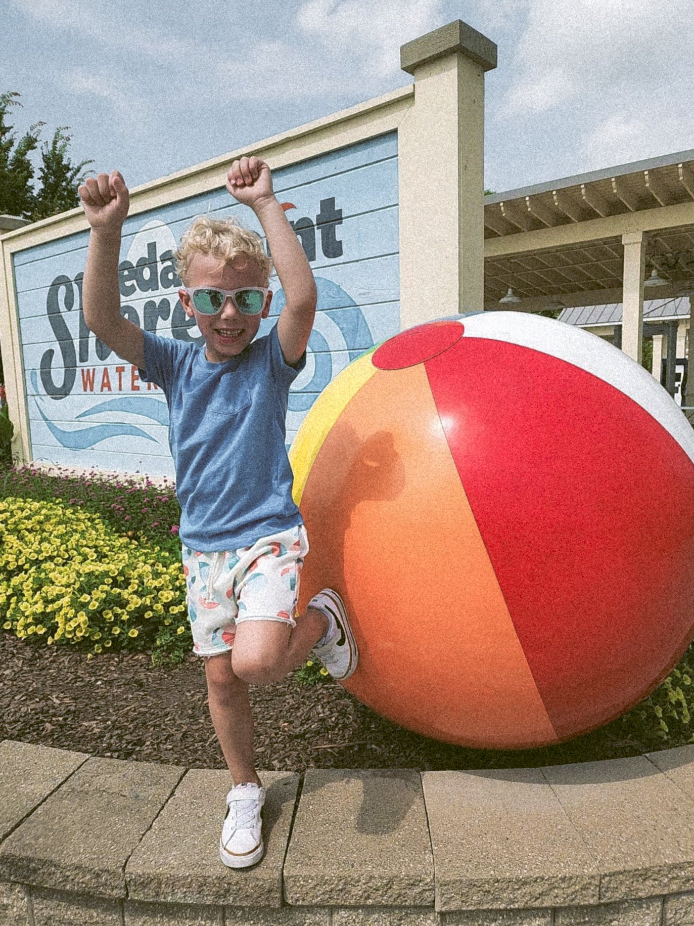 BOY SHORTS | BEACHBALL