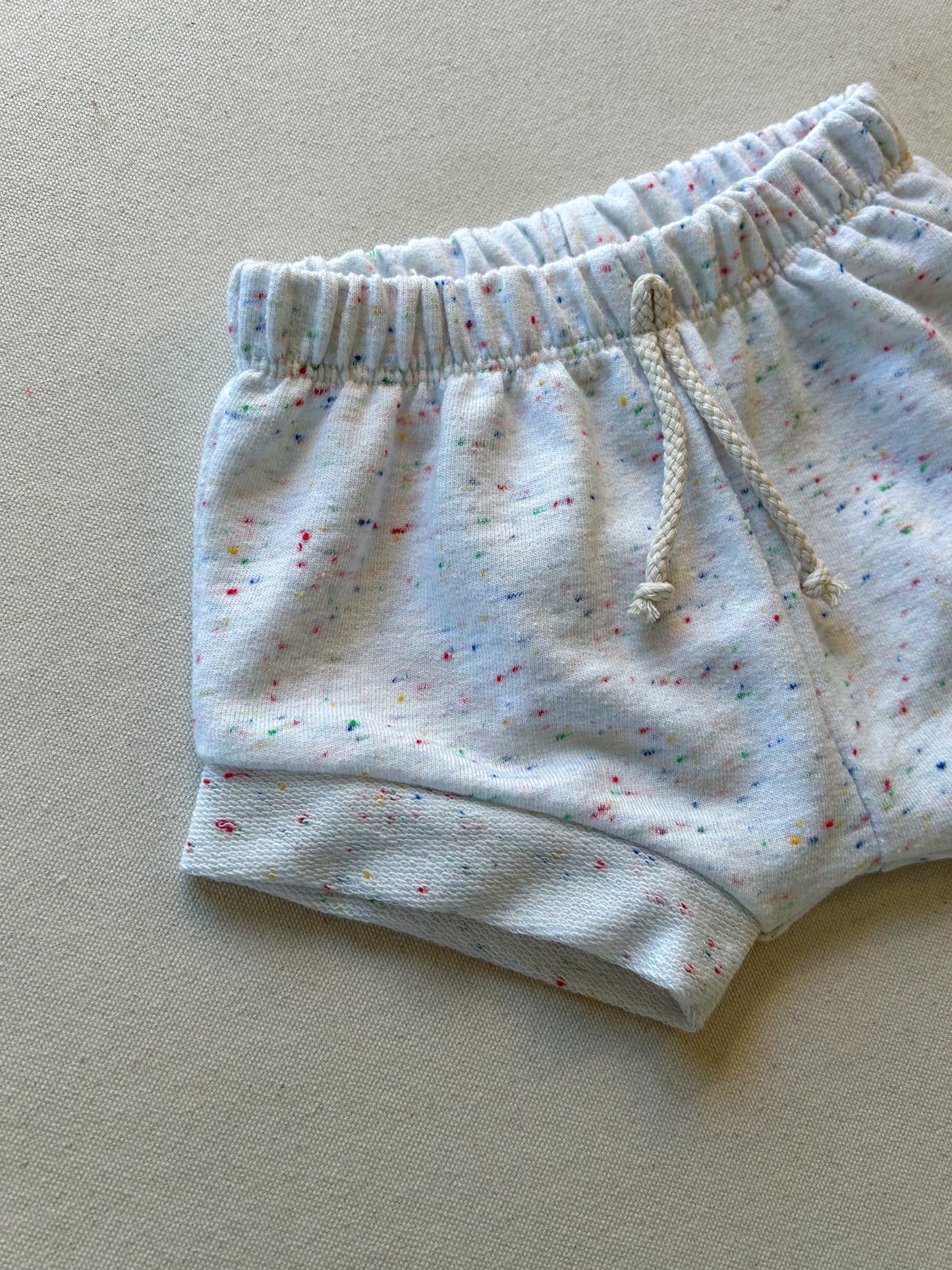 SHORTIES | FIREWORK CONFETTI