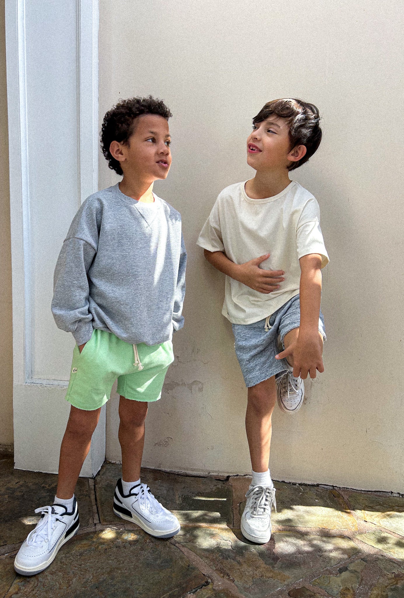 CREW SWEATSHIRT | HEATHER GREY