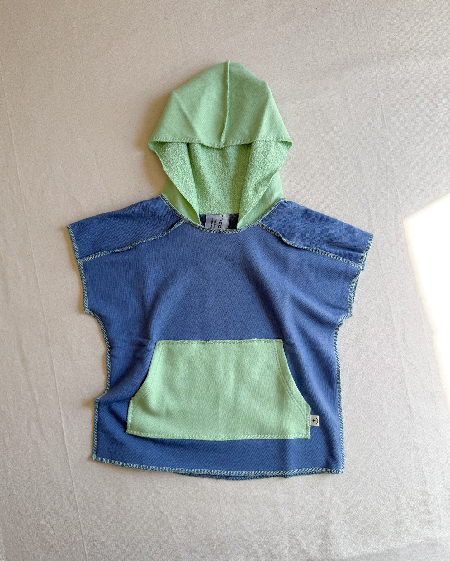 BEACH PONCHO - LAGUNA / FROSTED LIME SOLID