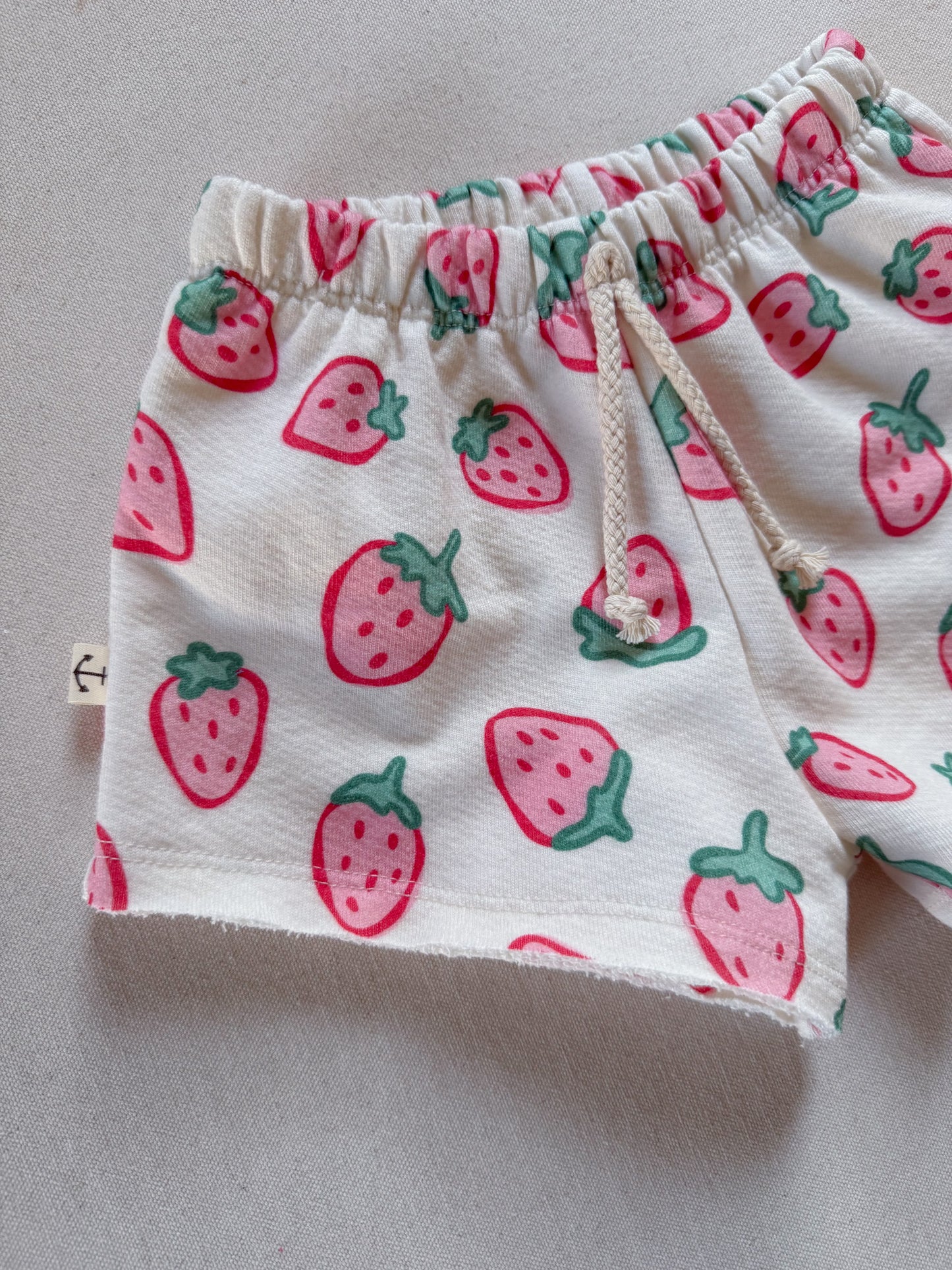 GIRL SHORTS | STRAWBERRIES & CREAM