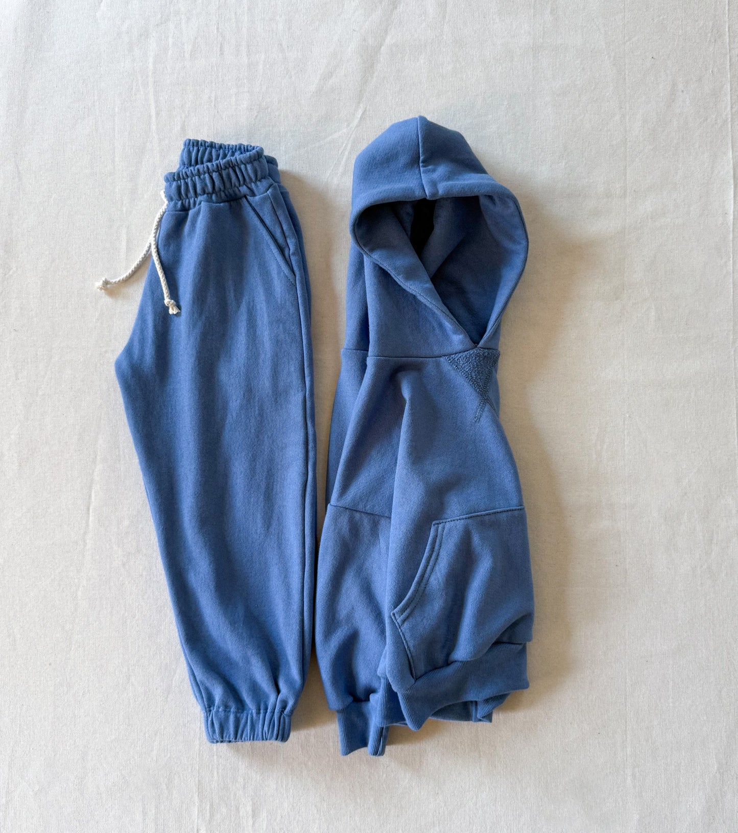 Retro Sweats | LAGUNA