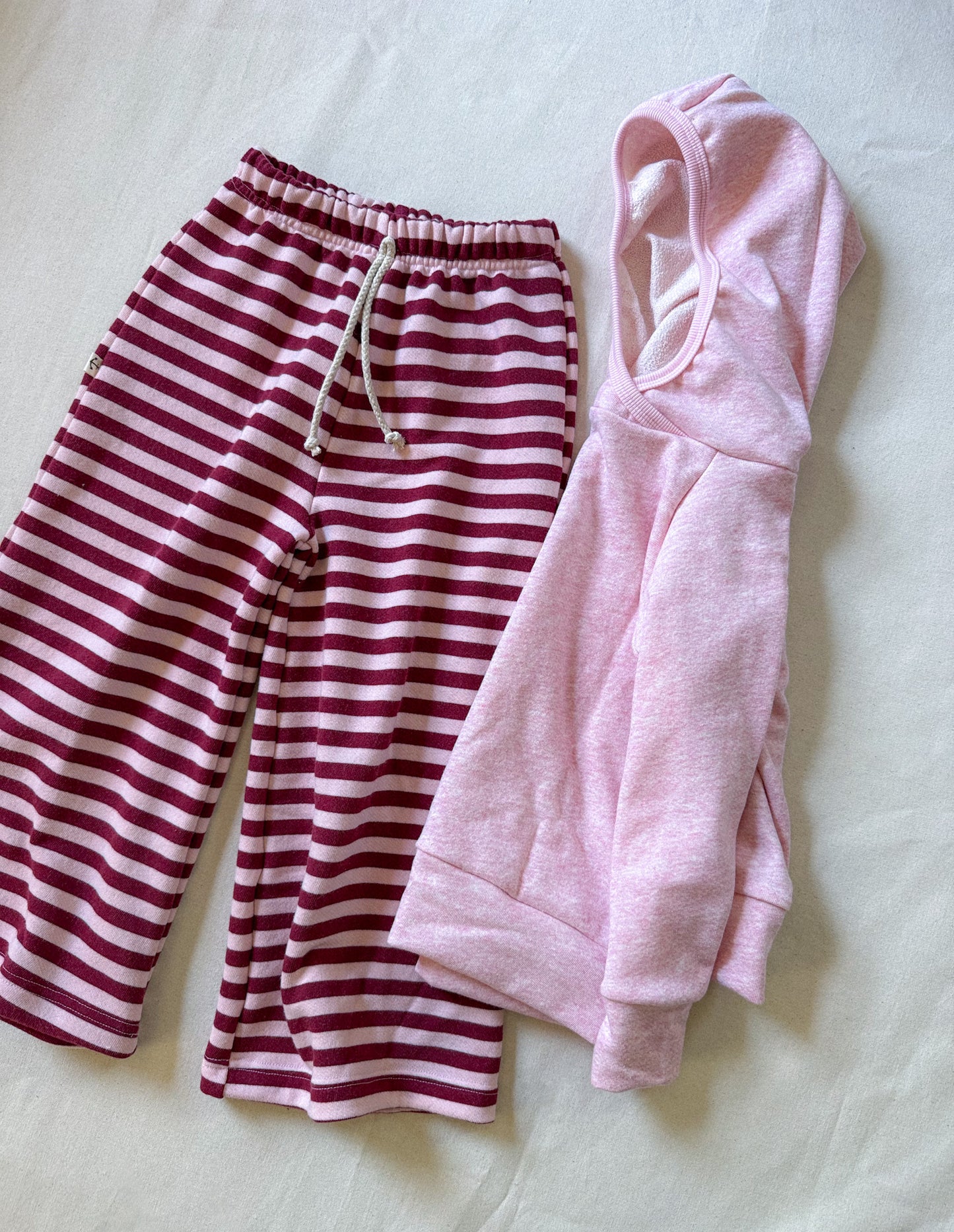 Classic Hoodie | CAKE POP
