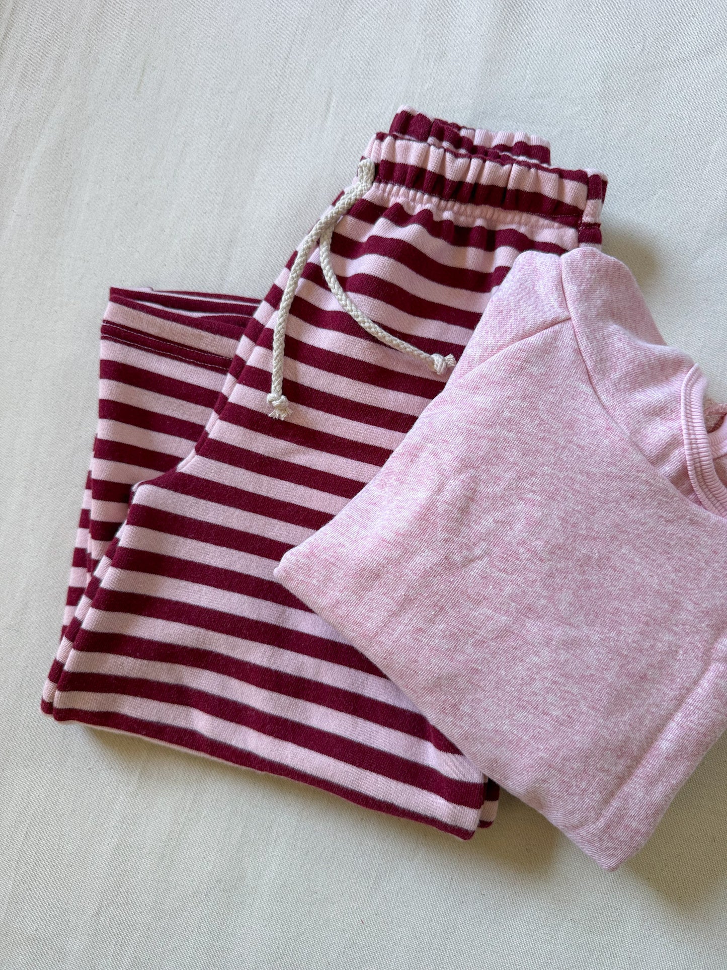 Classic Hoodie | CAKE POP