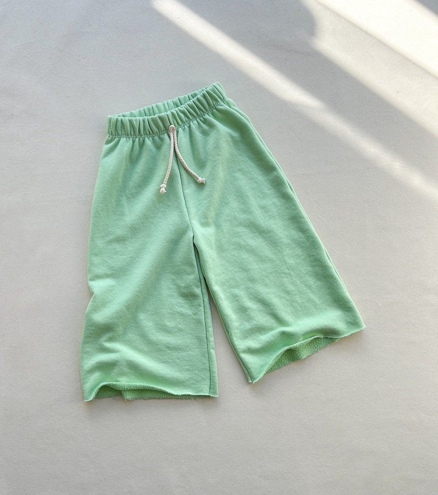 WIDE-LEG SWEATS | FROSTED LIME (pre-order)