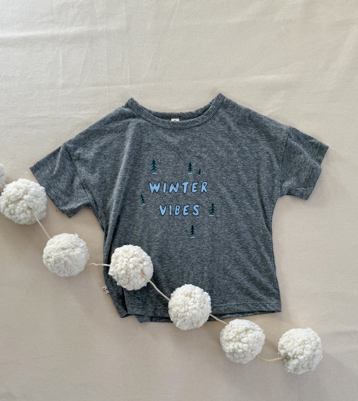 Oversized Tee | WINTER VIBES - HEATHER GREY