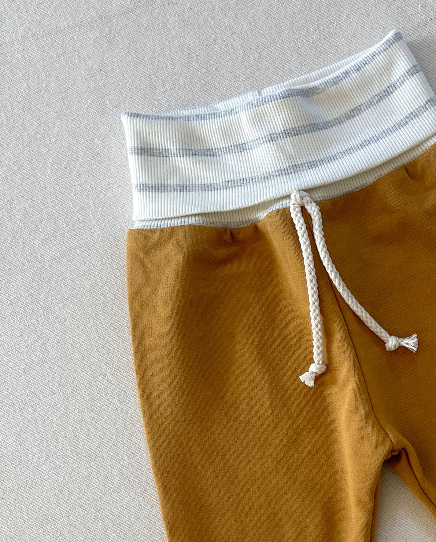 Lounge sweats | SUNSET GOLD / wide grey stripe