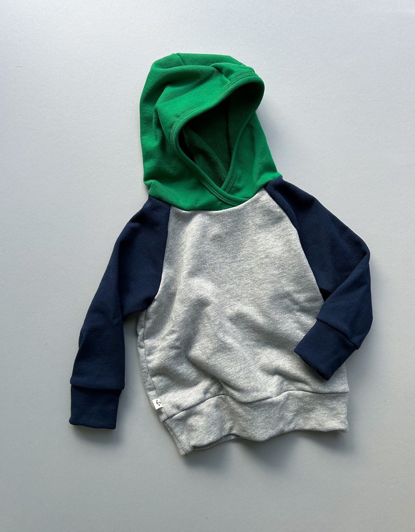 CLASSIC HOODIE | AMAZON & NAVY COLORBLOCK