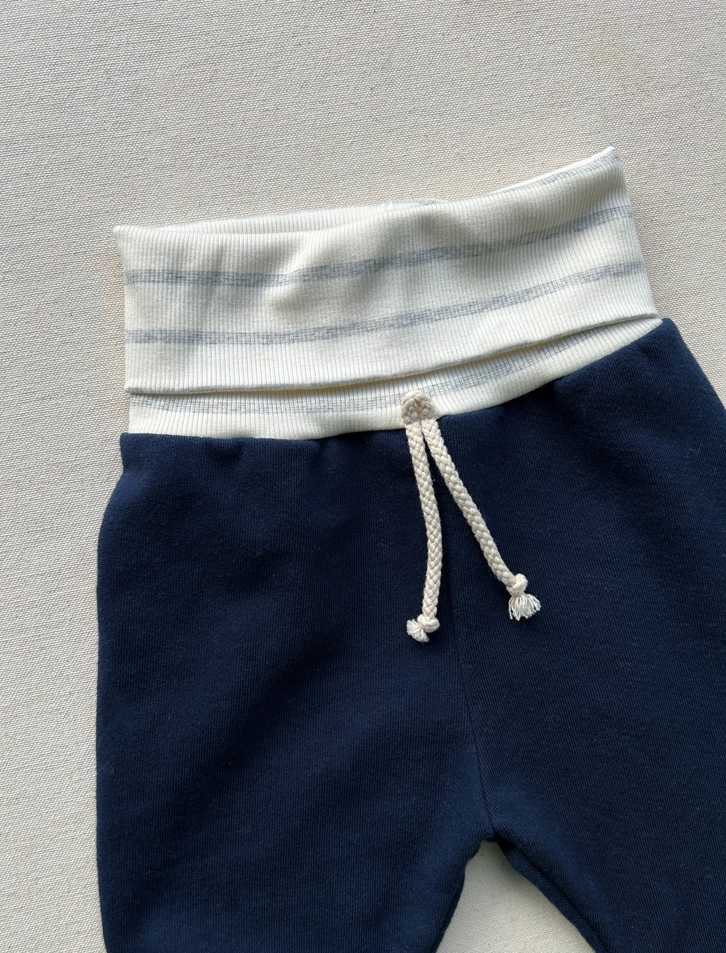 SKINNY LOUNGE SWEATS | CAPTAIN/GREY STRIPE