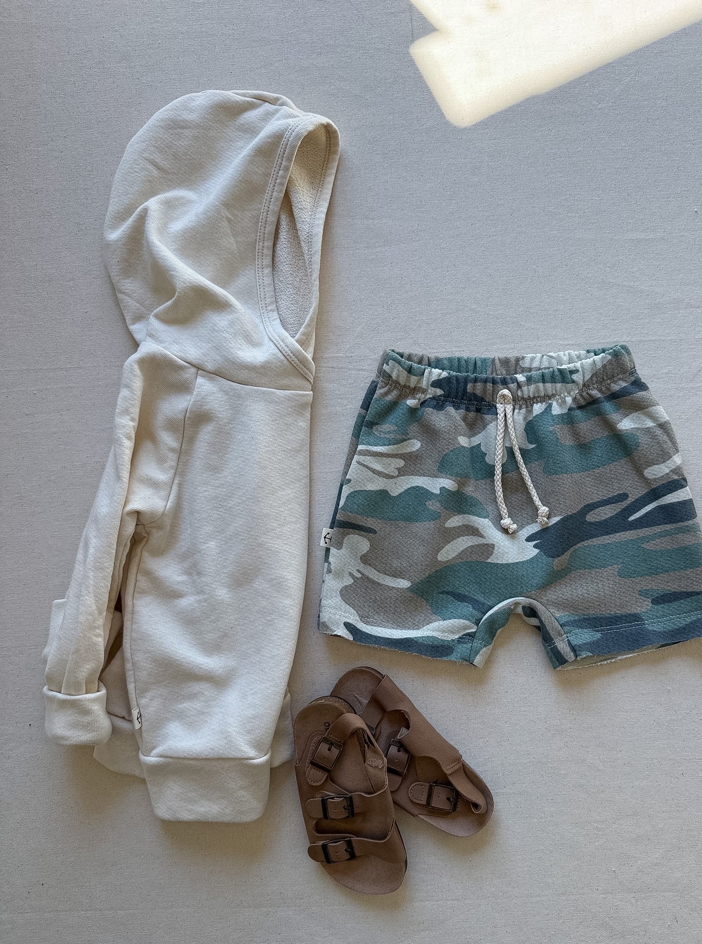 CLASSIC HOODIE | WHITE SAND