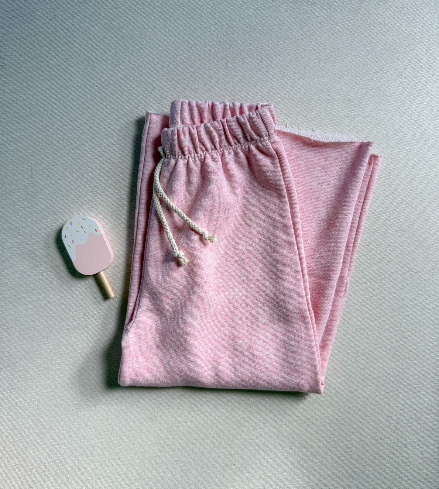 WIDE-LEG SWEATS | CAKE POP