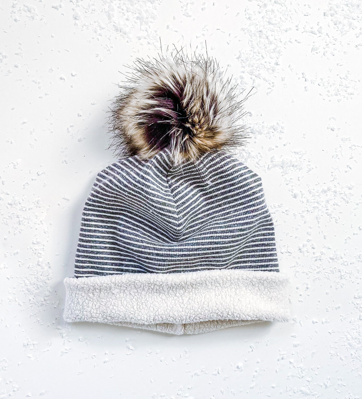 WINTER BEANIE - NARROW GREY STRIPE